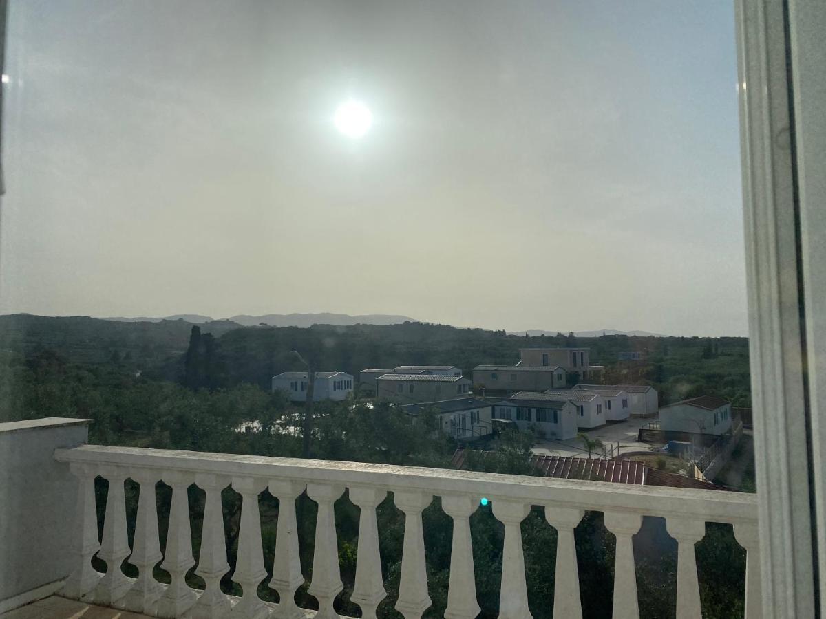 Theros Villa Plános 외부 사진